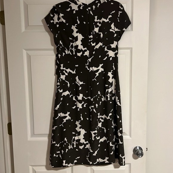 Banana Republic Silk Cap Sleeve Floral Midi Dress - Picture 8 of 12